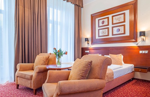 Frantiskovy Lazne Hotel | Spa Resort PAWLIK-AQUAFORUM
