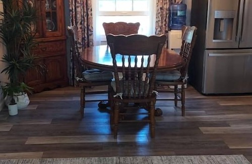 Craigsville House | Spa-Style 2BR/2 BA Retreat- Jetted Tub + Steam Sauna Near Summersville Lake