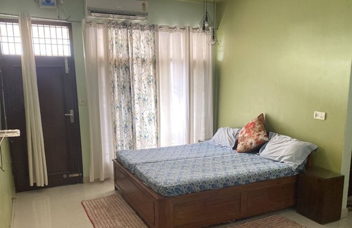 Mohali House | Spacious 2 room independent home