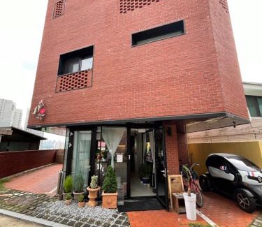 Heukseok-dong Apartment | Space in Blackstone