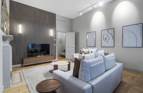 Porte-Dauphine Apartment | Spacieux & élégant 2BR climatisé – Trocadéro