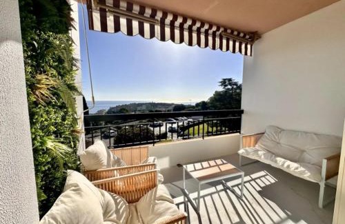 Roquebrune-Cap-Martin Apartment | Spacieux 3 pièces rénové avec terrasse et vue mer entre Monaco et Menton