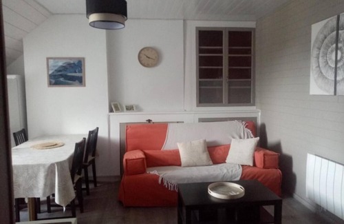 Bagneres-de-Bigorre Apartment | Spacieux Appartement au Pied de la Montagne