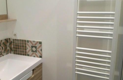 La Clusaz Apartment | Spacieux appart rénové avec balcon sud, proche pistes et bus à La Clusaz - FR-1-459-167