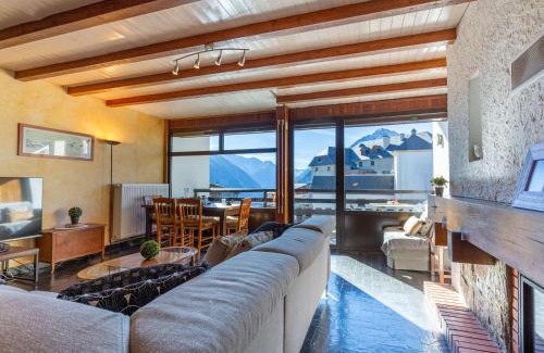 Pla d'Adet Apartment | Spacieux appartement 7 pers, proche pistes skis, cheminée, animaux admis - FR-1-296-296