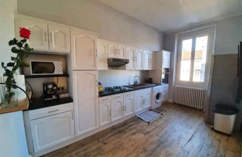 Blaye-les-Mines Apartment | Spacieux Cosy