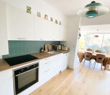 Cauderan Apartment | Spacieux et lumineux - 4 chambres - Jardin - WIFI
