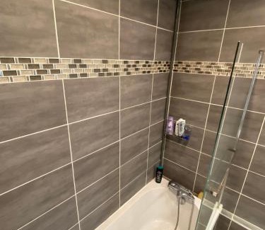 Haluchere - Perray Apartment | Spacieux & Lumineux - centre Amiens avec Parking
