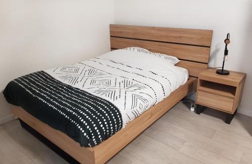 Faubourg North Apartment | Spacieux studio – Place de la république
