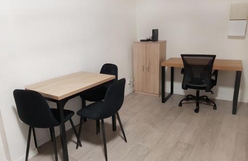 Faubourg North Apartment | Spacieux studio – Place de la république