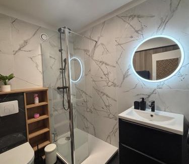 Menton Apartment | Spacieux studio proche gare