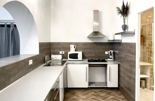 Salin-de-Giraud Apartment | Spacieux T2 au Coeur de la Camargue - 10mn Plage