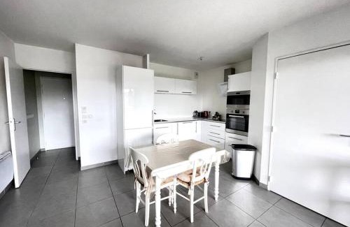 Sud Apartment | Spacieux T2 + Parking à 5 min d'Aix