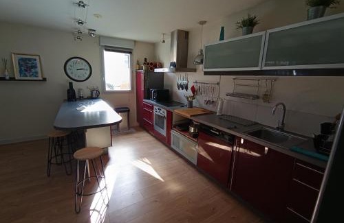 Quartier Croix-Daurade Apartment | Spacieux T3 cosy avec clim et terrasse à Toulouse