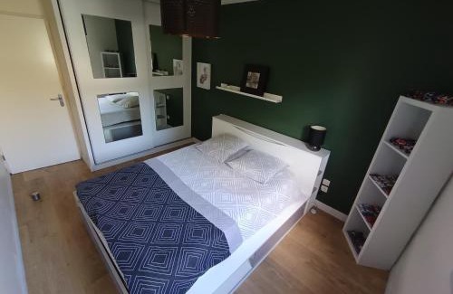 Quartier Croix-Daurade Apartment | Spacieux T3 cosy avec clim et terrasse à Toulouse