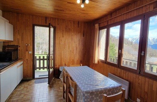 Saint-Michel-de-Chaillol Apartment | Spacious apartment, 6 people, 2 beds, balcony, Saint-Michel-de-Chaillol
