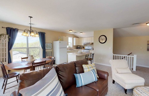 Skaneateles Apartment | Spacious 1 Bdrm Pet friendly Rental/short walk to Village