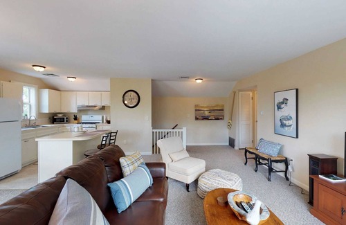 Skaneateles Apartment | Spacious 1 Bdrm Pet friendly Rental/short walk to Village