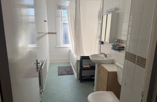 Stoke Newington Apartment | Spacious 1 bed apartment