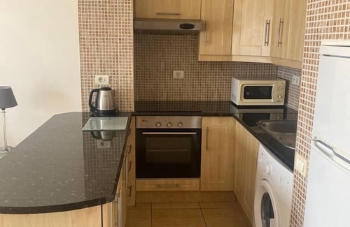 Los Cristianos Apartment | Spacious 1 bed Sea View Apartment close to beach and all amenities (sleeps 2)