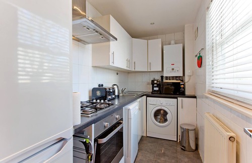 Canonbury House | Spacious 1 bed & sofa bed BOOK for Summer
