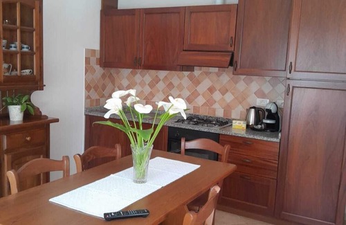 Olmedo Apartment | Spacious 1-bedroom apartment in enjoyable Olmedo with AC, WiFis