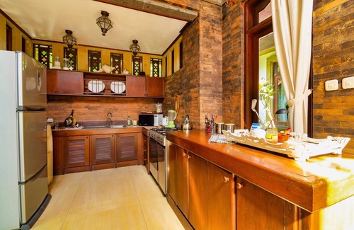 Jimbaran Bay Villa | Spacious 10BR Villa Located In Jimbaran, Perfect For Group Getaways! - W/Pool!