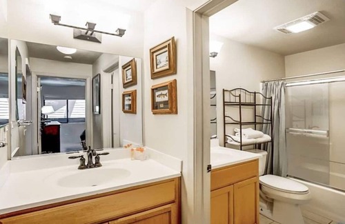 Mammoth Lakes Condo | Spacious 1BD Condo Walk to Village