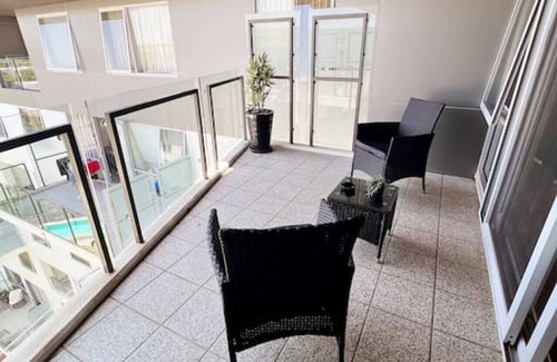 Canberra City Centre Apartment | Spacious 1bd Penthouse - Close to ANU