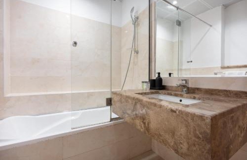 Al Barsha 1 Apartment | Spacious 1BR Haven for 2 in Al Barsha