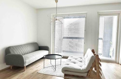 Keskinen District Apartment | Spacious 1BR With Balcony