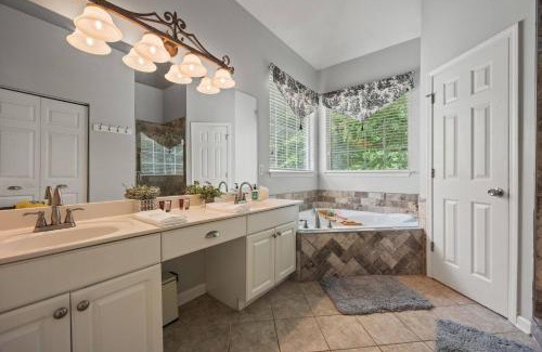 Alpharetta House | Spacious 1BR with Community Pool Alpharetta Home