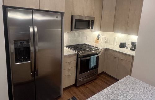 The Galleria Apartment | Spacious 2 bed/2bath in the Galleria