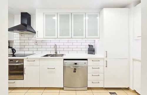 Dubai Marina Apartment | Spacious 2 Bed Apartment in Shams 4 JBR