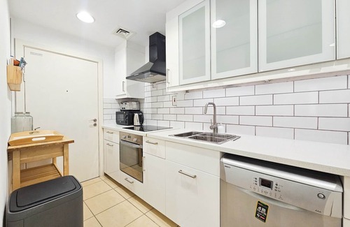 Dubai Marina Apartment | Spacious 2 Bed Apartment in Shams 4 JBR