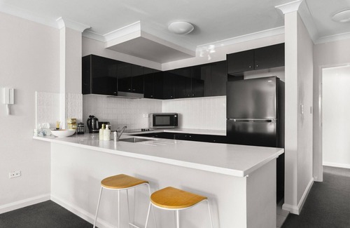Leura Apartment | Spacious 2-Bed Apartment in Heart of Leura