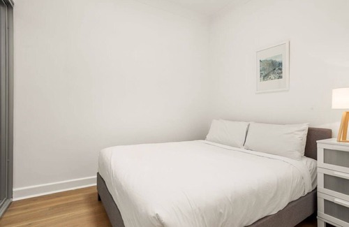Annandale House | Spacious 2-Bed House in Inner City