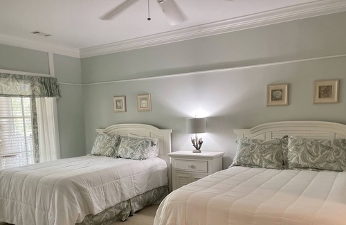 Melrose on the Beach Condo | Spacious 2 bedroom/bath with 6 pass Cart