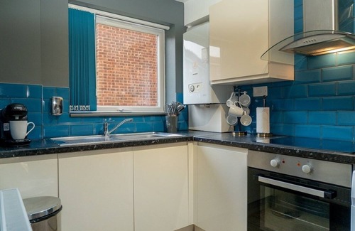 Marlborough Apartment | Spacious 2 Bedroom Home in Harrow | Free Parking