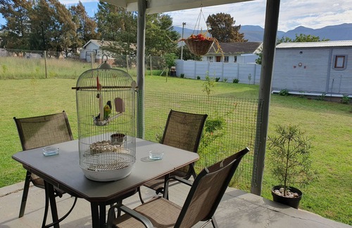 Riviersonderend Apartment | Spacious 2-bedroom apartment in Riviersonderend