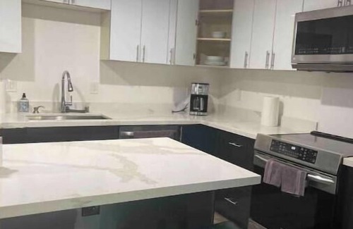 Lake Hills Apartment | Spacious 2 Bedroom /2 Bathroom Basement unitnn