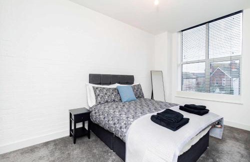 Five Oak Green Apartment | Spacious 2 Bedroom Apartment in Central Tonbridge