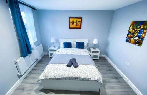Harringay Apartment | Spacious 2-Bedroom Flat in London - F3