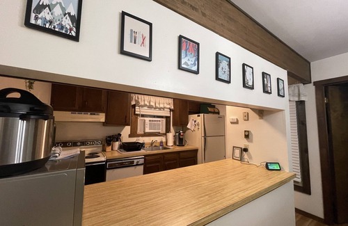Blodgett Mills House | Spacious 2 bedroom, +loft, 2 full bath, dog-friendly condo for the whole family