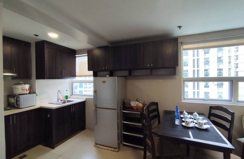 Valencia Condo | Spacious 2 Bedroom Loft Unit near the Mall
