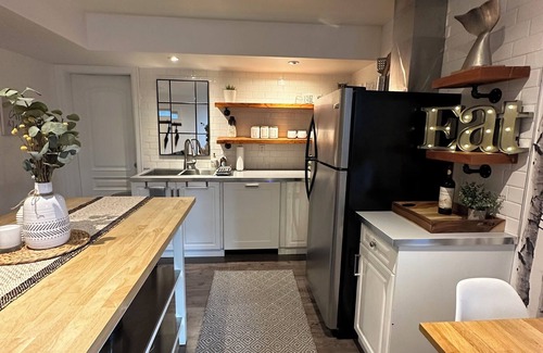 Squamish House | Spacious 2-bedroom Squamish retreat. Pet friendly!
