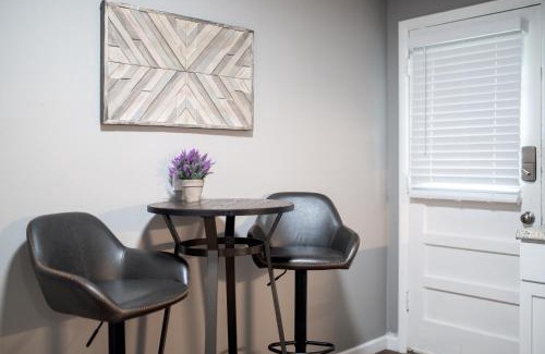 St. Charles Apartment | Spacious 2 Bedroom Townhome by StayLage