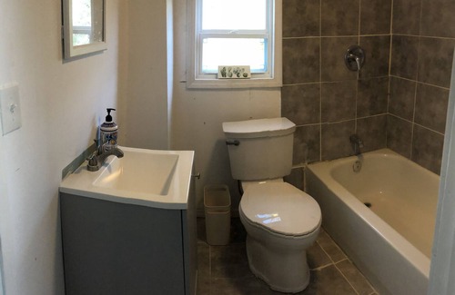 Danville House | Spacious, 2 Br House Near Casino, Hospital & River District