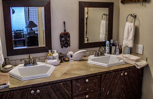 St. George Bed & Breakfast | Spacious 2 King bedroom apartment With Spectacular View