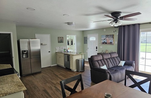 Rosedale House | Spacious 2 story 1-bedroom house with pool